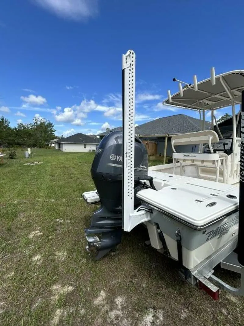 Slide: The Image of Pathfinder 2200 TRS 2017 - 5308602