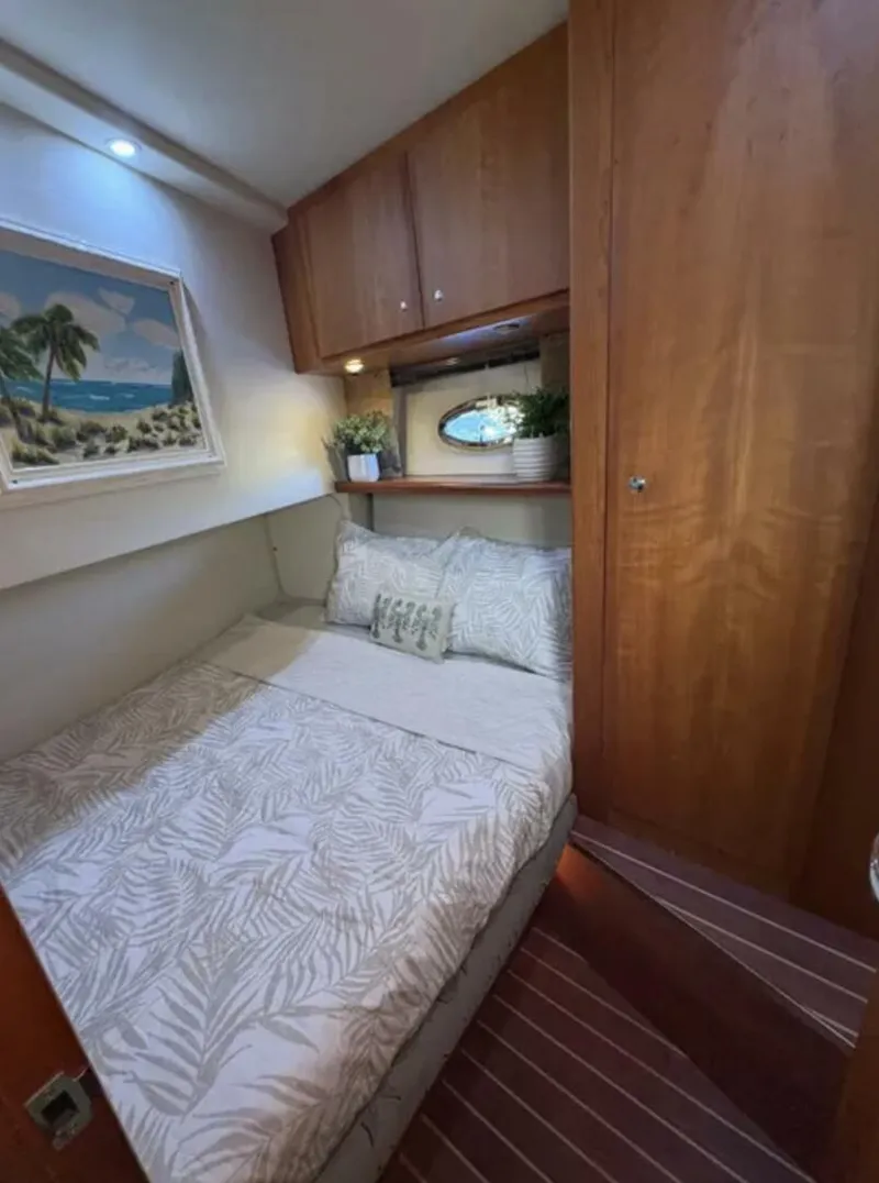 Slide: The Image of Silverton 42 Convertible 2003 - 5292895