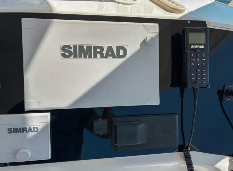 Slide: The Image of Silverton 42 Convertible 2003 - 5292903