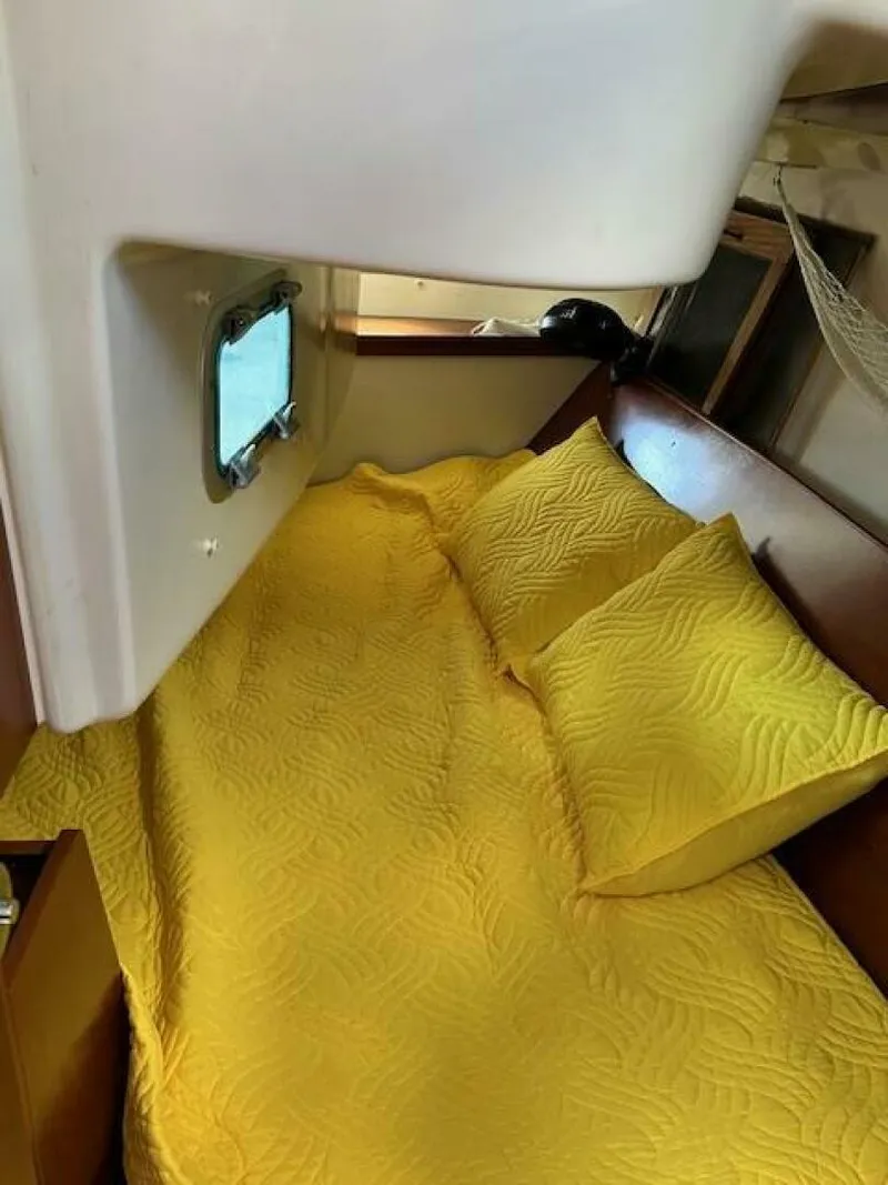 Slide: The Image of Beneteau Oceanis 311 2000 - 5293296