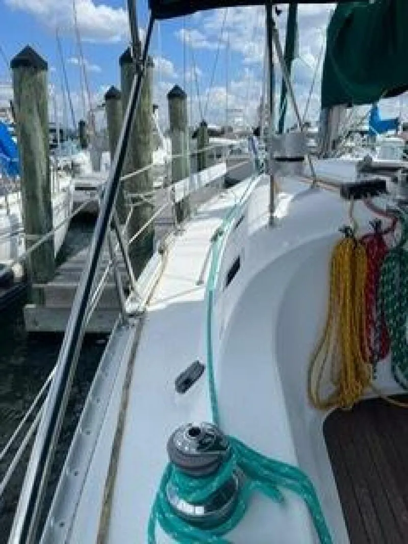 Slide: The Image of Beneteau Oceanis 311 2000 - 5293302