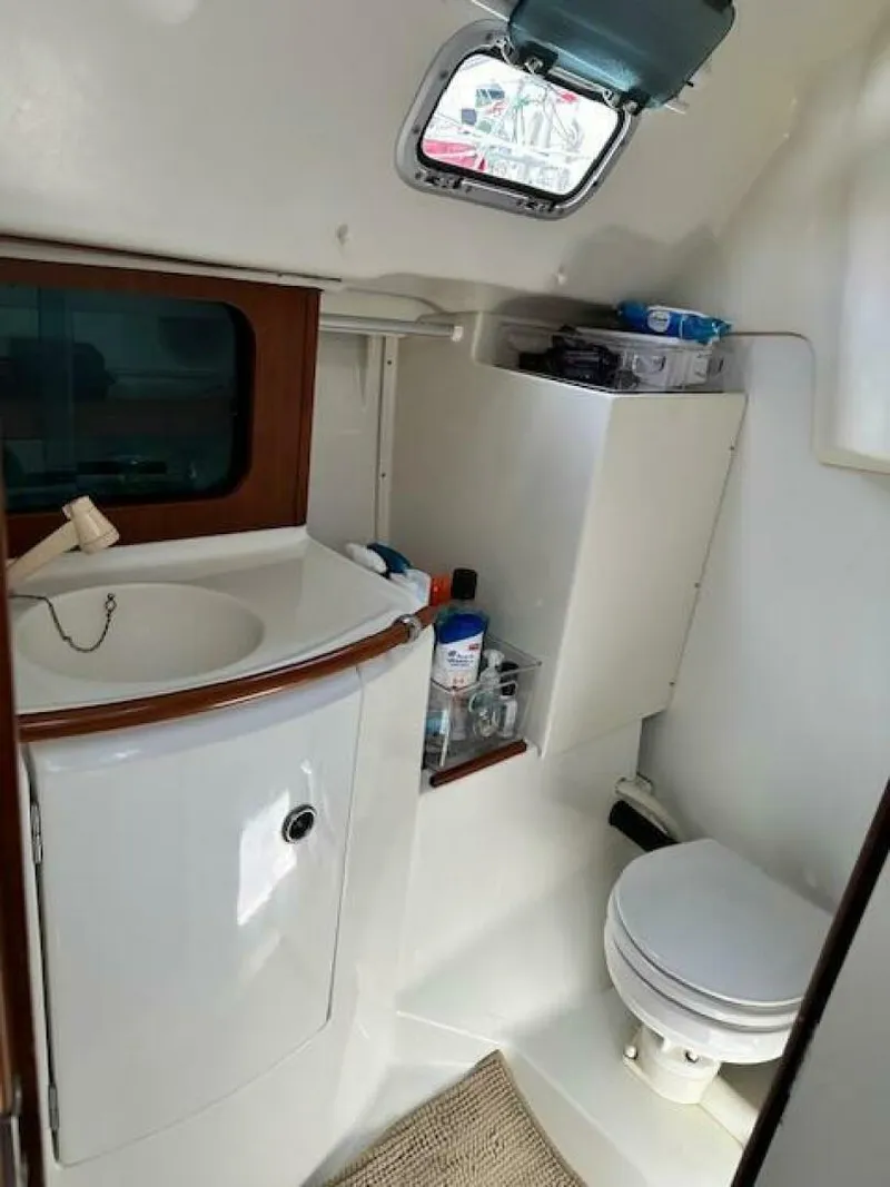 Slide: The Image of Beneteau Oceanis 311 2000 - 5293295