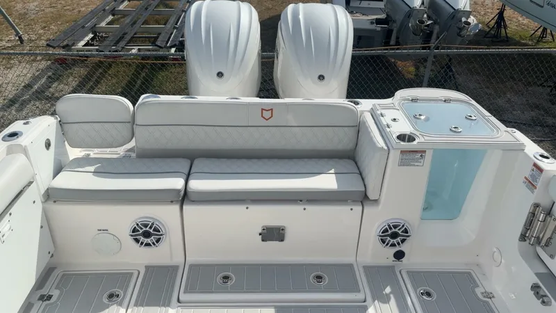 Slide: The Image of Sea Fox 288 Traveler 2026 - 5831978