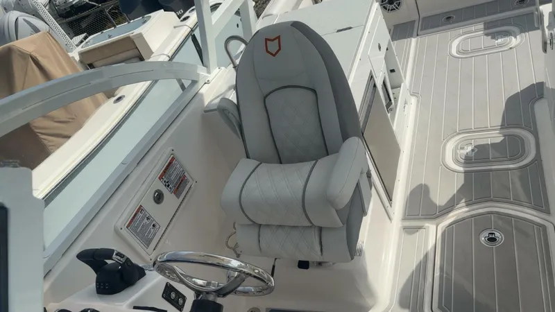 Slide: The Image of Sea Fox 288 Traveler 2026 - 5831988