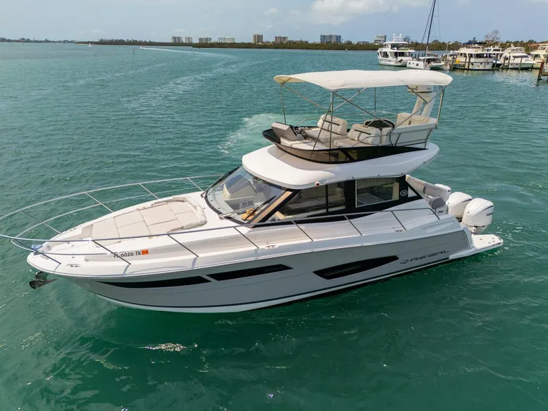 The Image of Regal 38 FXO 2023 - 5294289