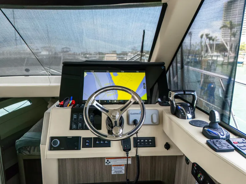 Slide: The Image of Regal 38 FXO 2023 - 5294271