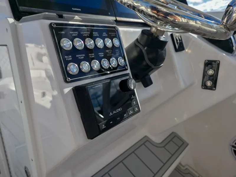 Slide: The Image of Sea Fox 288 Traveler 2026 - 5577690