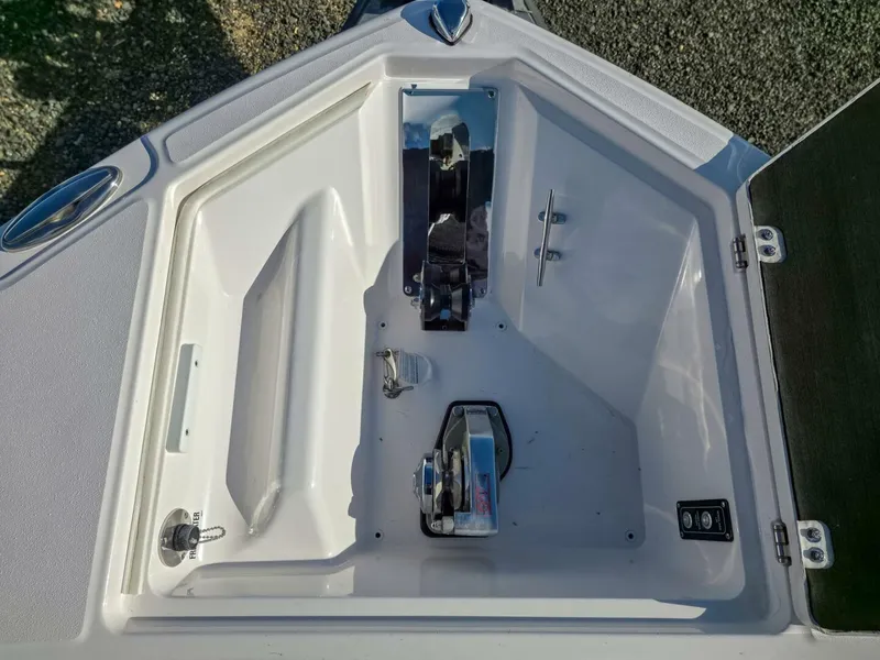 Slide: The Image of Sea Fox 288 Traveler 2026 - 5577694