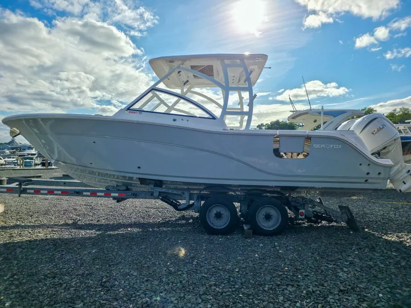Slide: The Image of Sea Fox 288 Traveler 2026 - 5577665