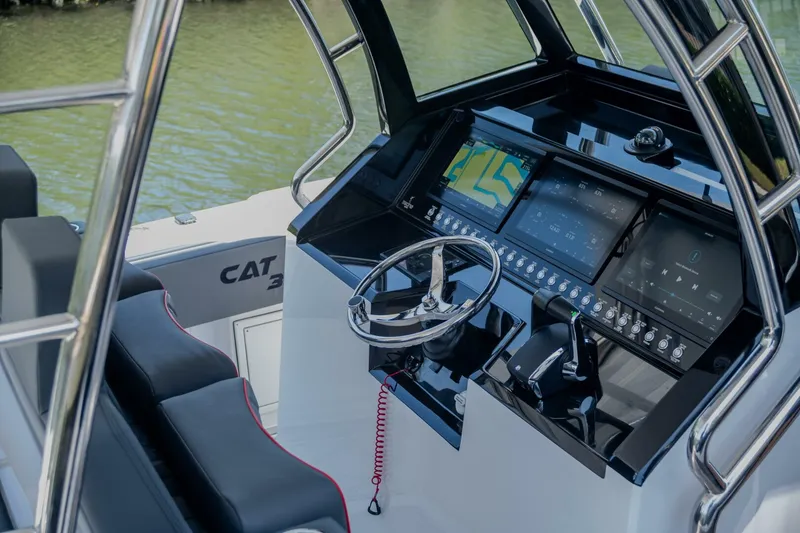 Slide: The Image of Sedna 37 Open 2025 - 5306982