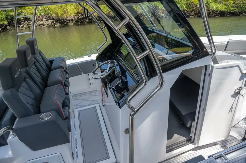 Slide: The Image of Sedna 37 Open 2025 - 5306983