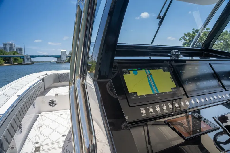 Slide: The Image of Sedna 37 Open 2025 - 5307044