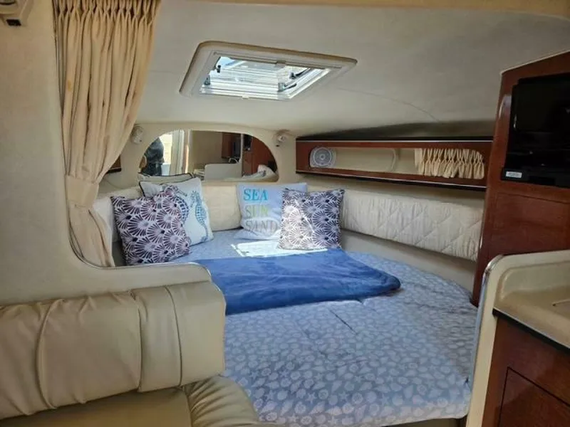 Slide: The Image of Sea Ray 28DA 2003 - 5294898