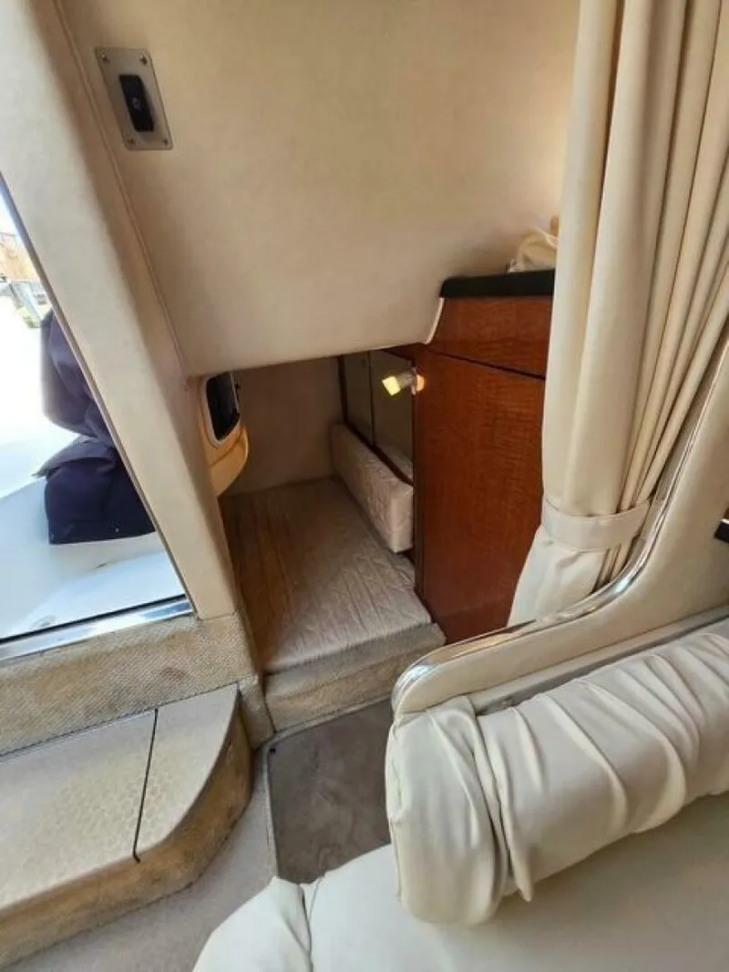 Slide: The Image of Sea Ray 28DA 2003 - 5294904