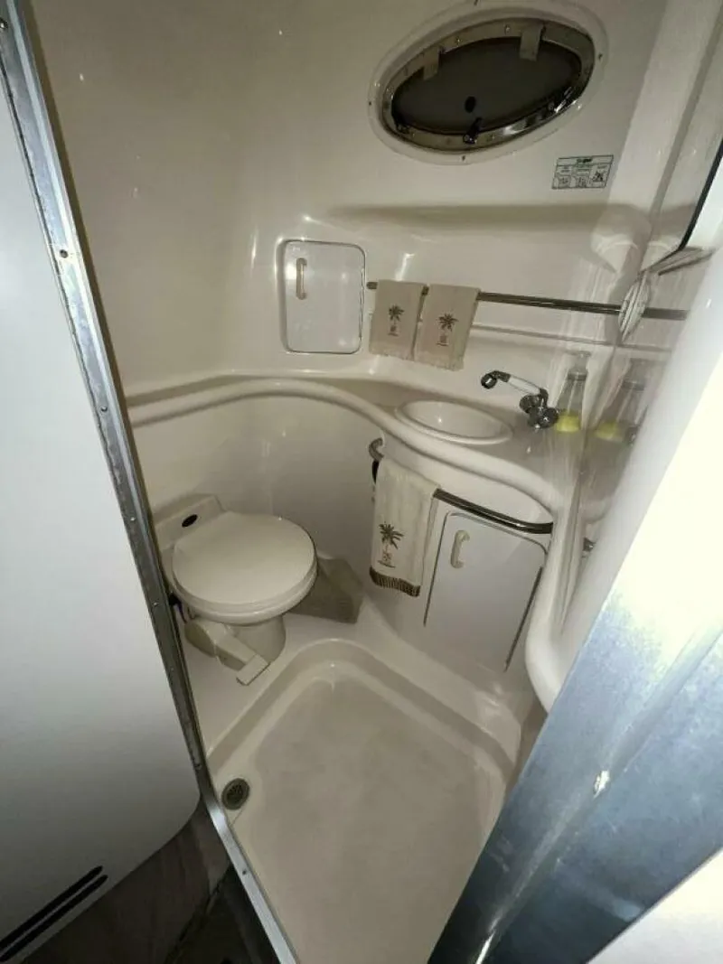 Slide: The Image of Sea Ray 330 SUNDANCER 1996 - 5295006