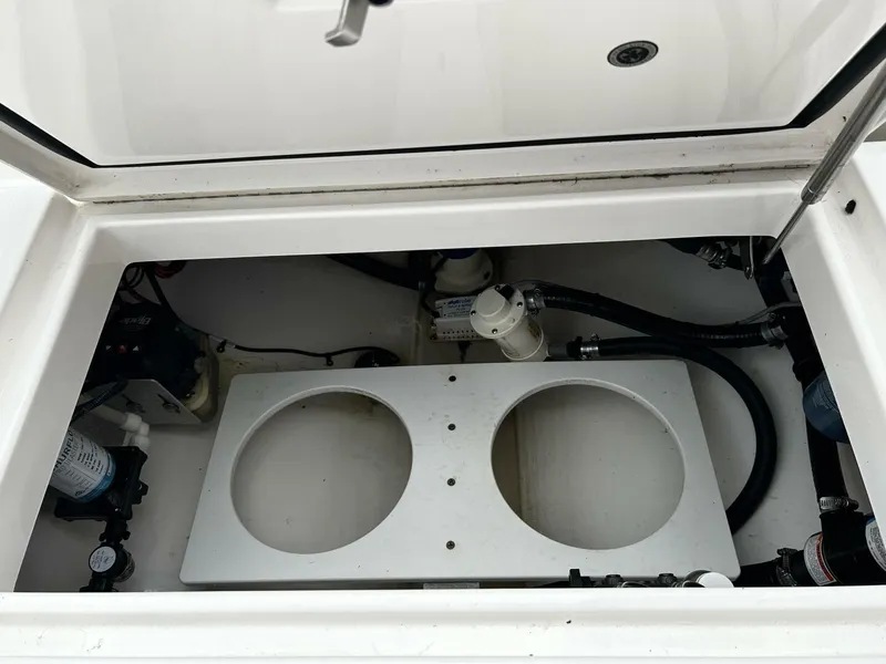 Slide: The Image of Regulator Marine 23 FS 2018 - 5295639
