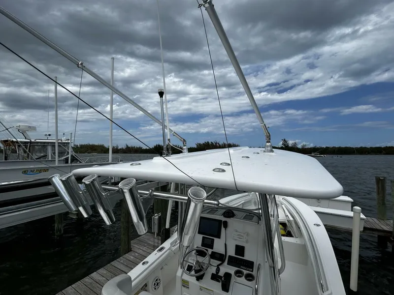 Slide: The Image of Regulator Marine 23 FS 2018 - 5295623