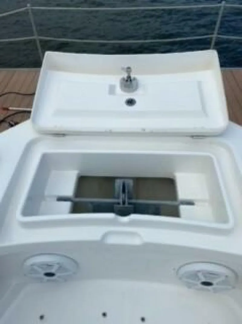 Slide: The Image of Regulator Marine 23 FS 2018 - 5295632