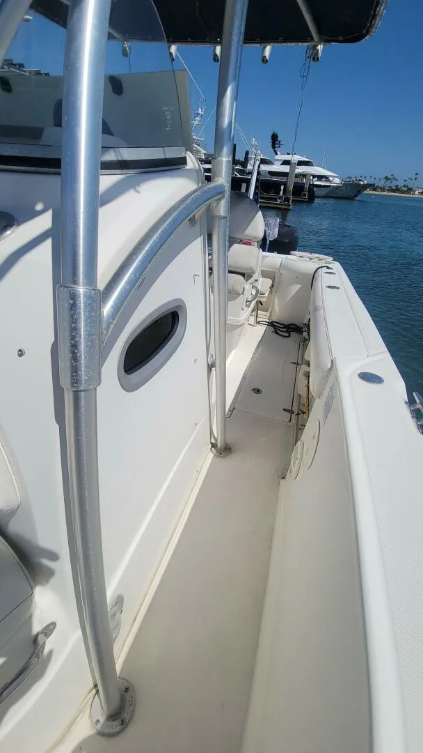 Slide: The Image of Boston Whaler 270 Outrage 2006 - 5295990