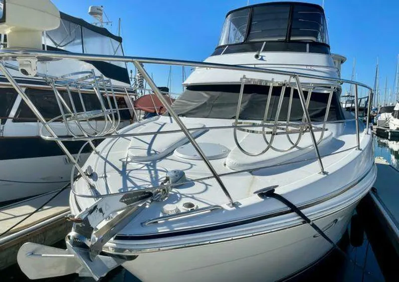 Slide: The Image of Carver 396 Motor Yacht 2001 - 5296223