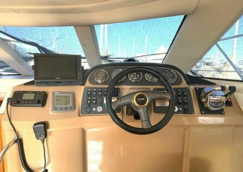 Slide: The Image of Carver 396 Motor Yacht 2001 - 5296235