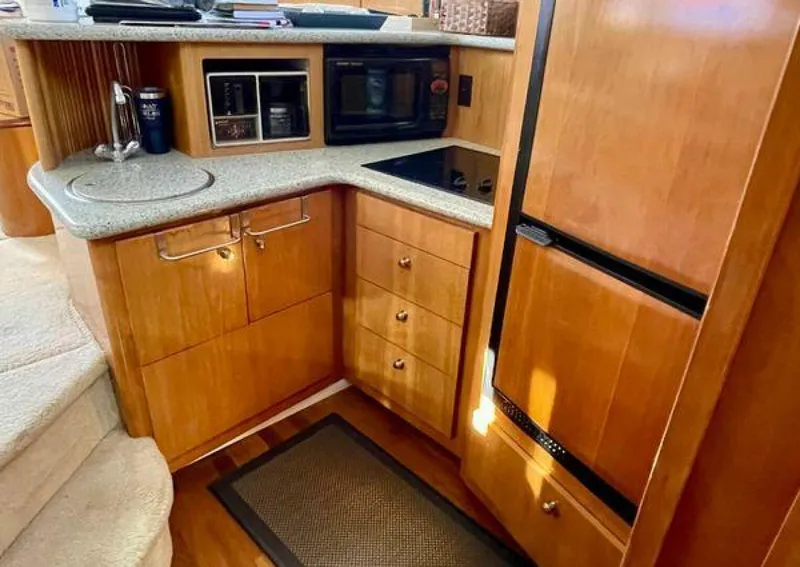 Slide: The Image of Carver 396 Motor Yacht 2001 - 5296237