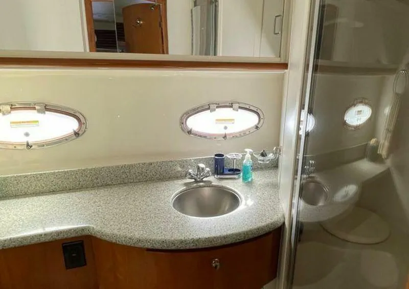 Slide: The Image of Carver 396 Motor Yacht 2001 - 5296242