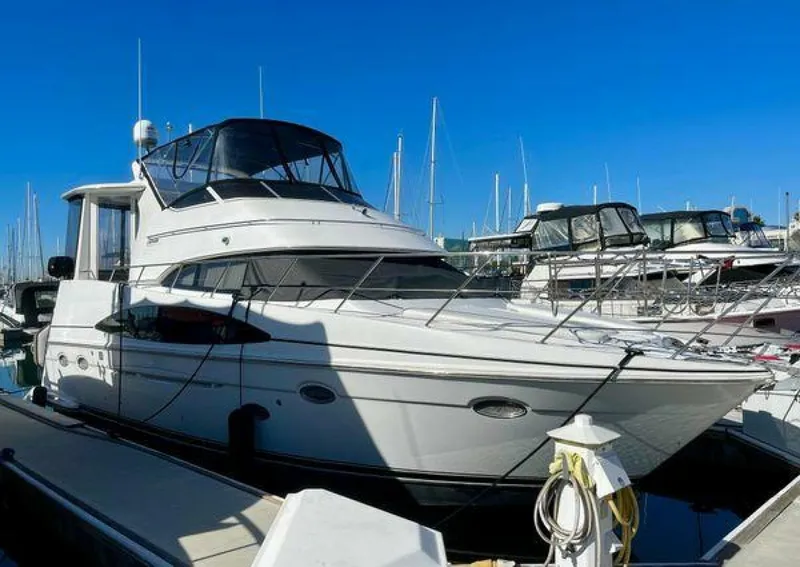 Slide: The Image of Carver 396 Motor Yacht 2001 - 5296225