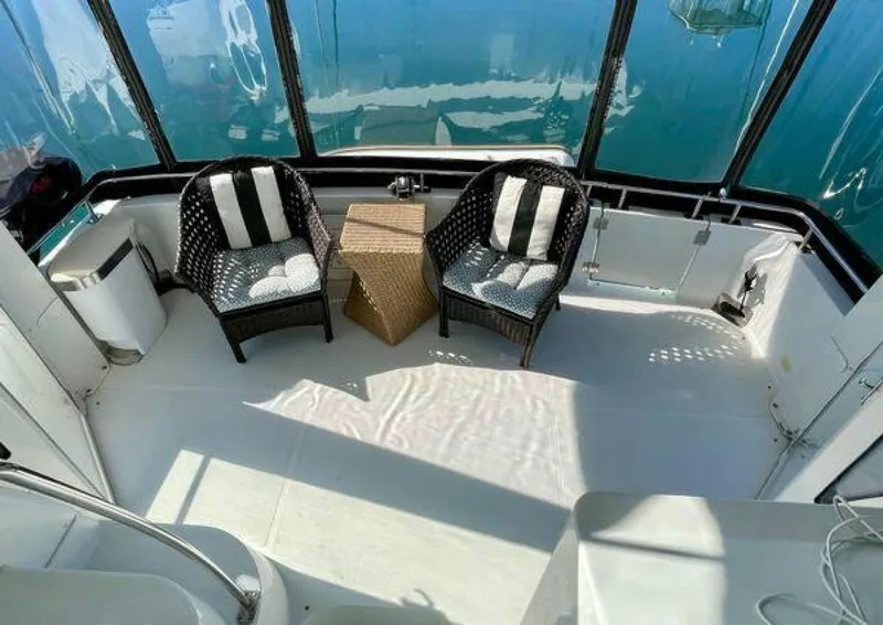 Slide: The Image of Carver 396 Motor Yacht 2001 - 5296227