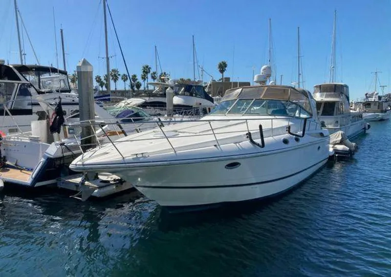 Slide: The Image of Cruisers Yachts 3870 Esprit 1999 - 5296281