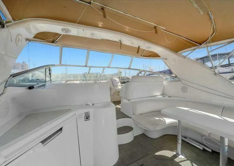 Slide: The Image of Cruisers Yachts 3870 Esprit 1999 - 5296291