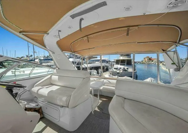 Slide: The Image of Cruisers Yachts 3870 Esprit 1999 - 5296294