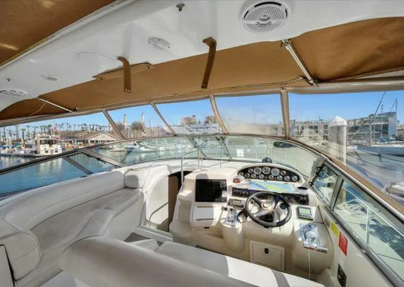 Slide: The Image of Cruisers Yachts 3870 Esprit 1999 - 5296295