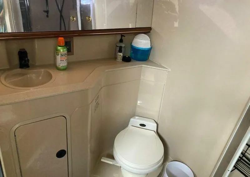 Slide: The Image of Cruisers Yachts 3870 Esprit 1999 - 5296305