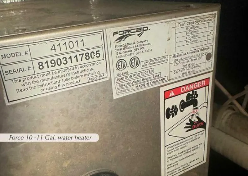 Slide: The Image of Mediterranean 38 Convertible 1988 - 5296427