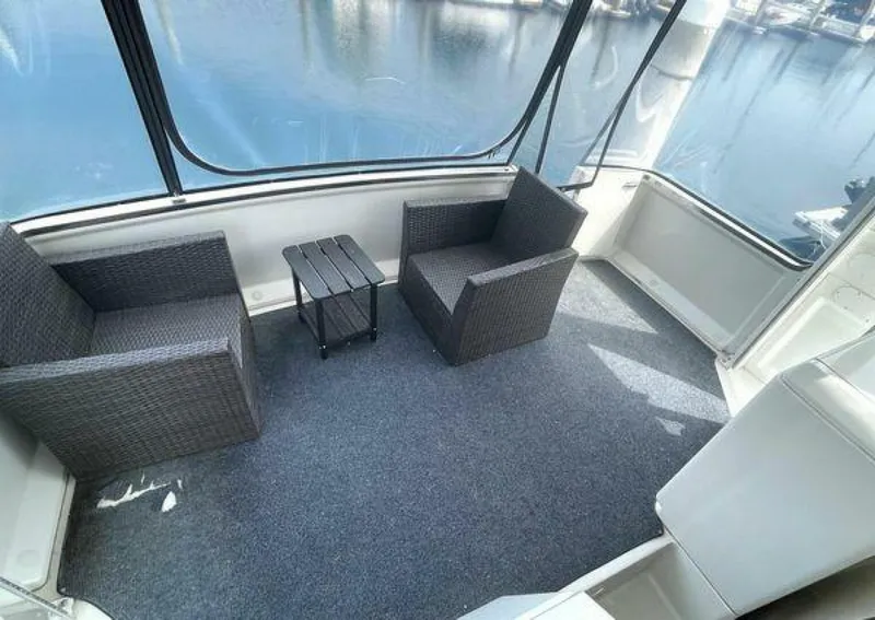 Slide: The Image of Carver 356 Aft Cabin Motor Yacht 1999 - 5296461