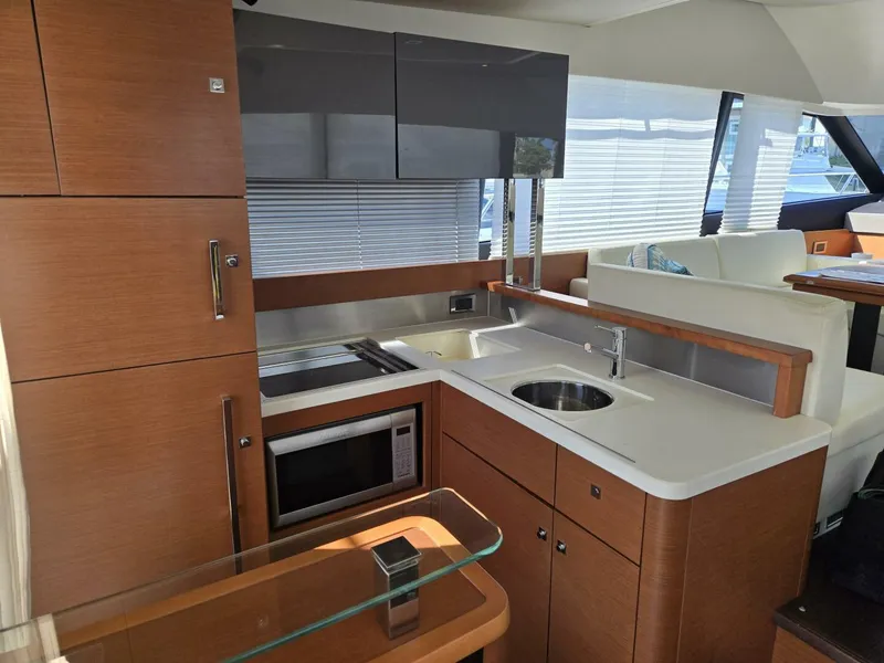 Slide: The Image of 2013 Prestige 500 Aft Galley - 5335507