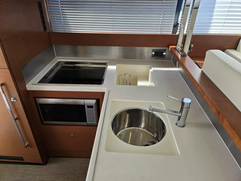 Slide: The Image of 2013 Prestige 500 Galley Counter - 5335506