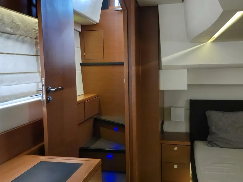 Slide: The Image of 2013 Prestige 500 Private entry down to Master - 5337059