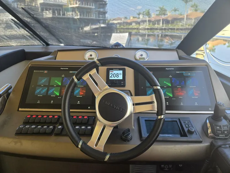 Slide: The Image of 2013 Prestige 500 Interior Helm - 5335488