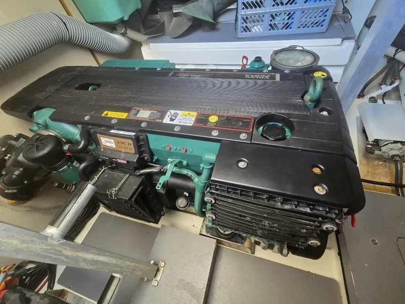 Slide: The Image of 2013 Prestige 500 Port Motor - 5336302