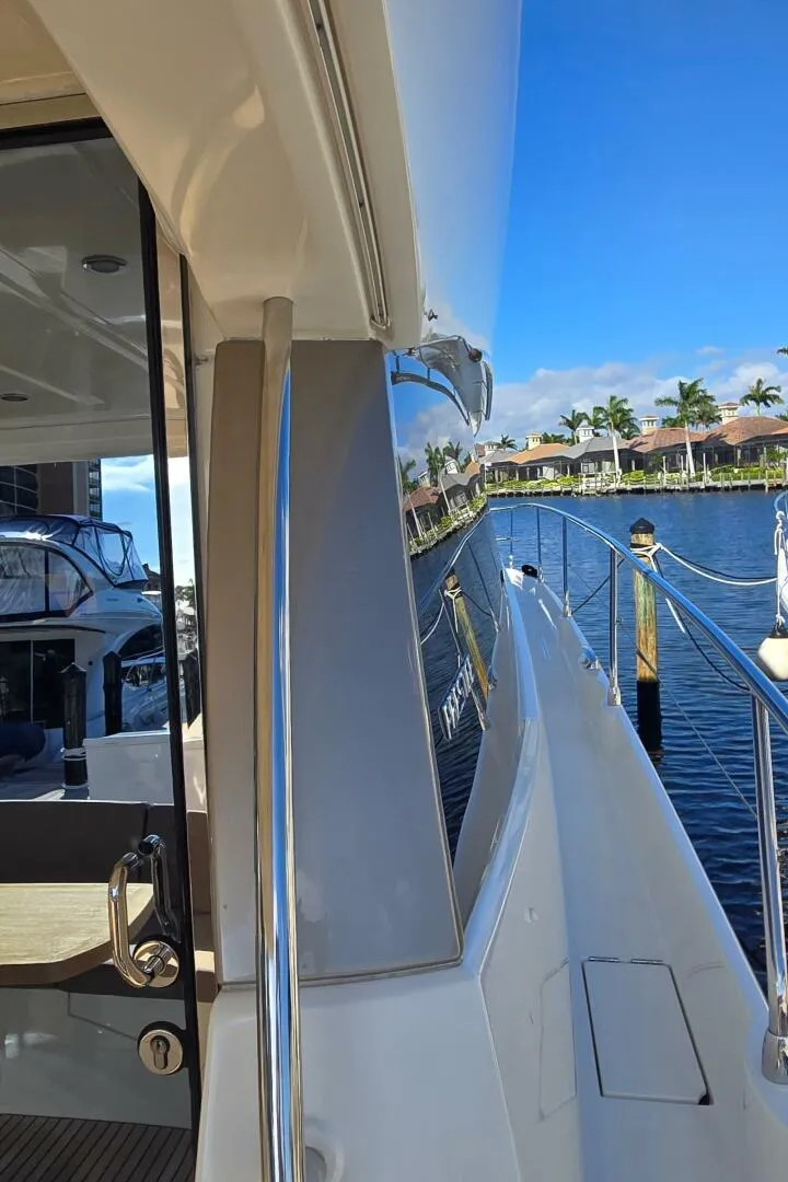 Slide: The Image of 2013 Prestige 500 Starboard Side Walkway - 5335484