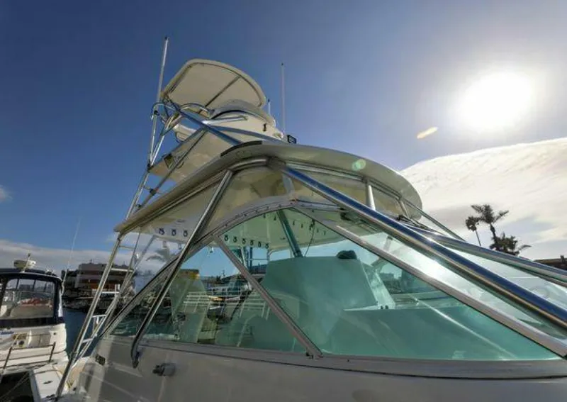 Slide: The Image of Cabo 35 Express 2000 - 5297286