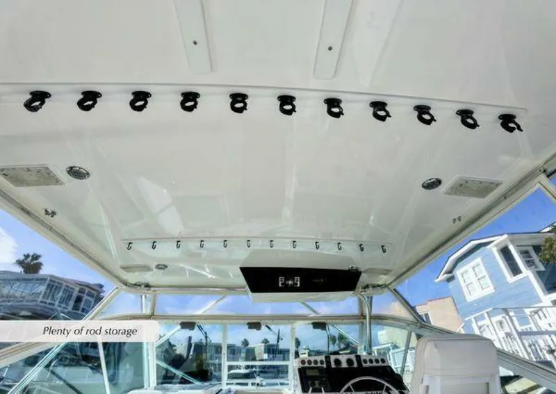 Slide: The Image of Cabo 35 Express 2000 - 5297296