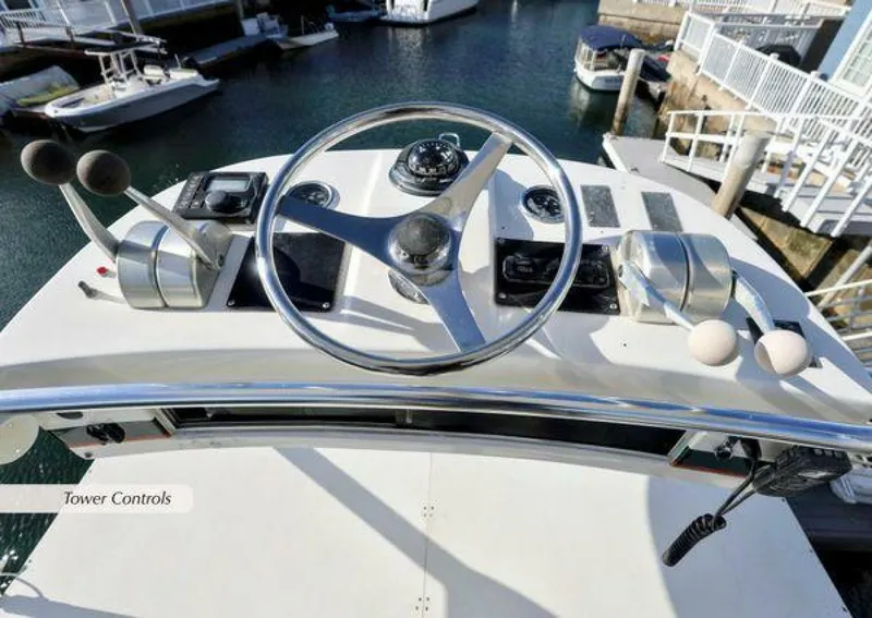 Slide: The Image of Cabo 35 Express 2000 - 5297298