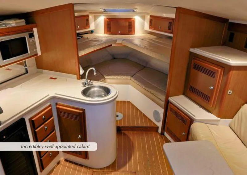 Slide: The Image of Cabo 35 Express 2000 - 5297304