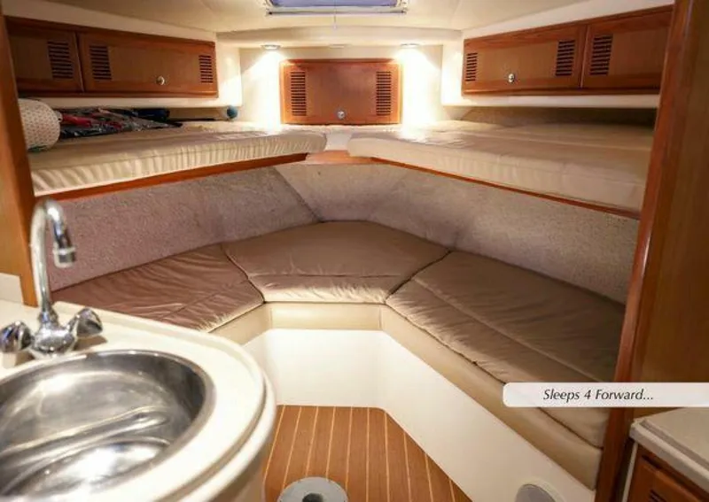 Slide: The Image of Cabo 35 Express 2000 - 5297305