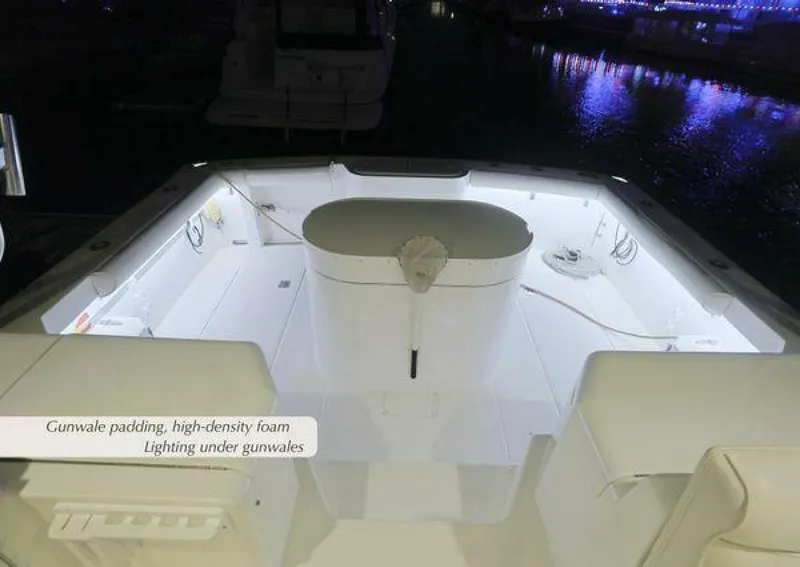 Slide: The Image of Cabo 35 Express 2000 - 5297310