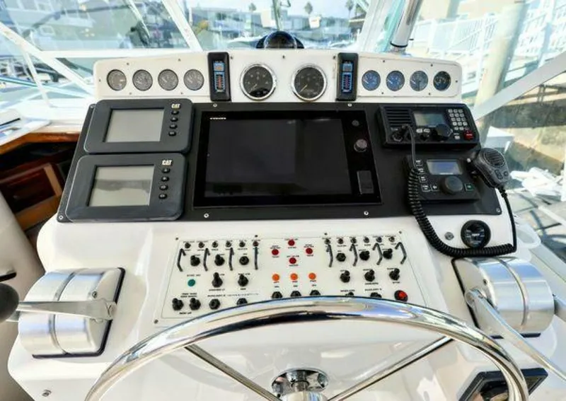 Slide: The Image of Cabo 35 Express 2000 - 5297289