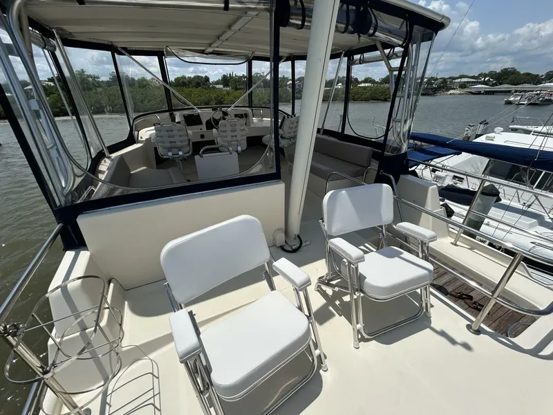 Slide: The Image of 34' Mainship sundeck forward - 5297686